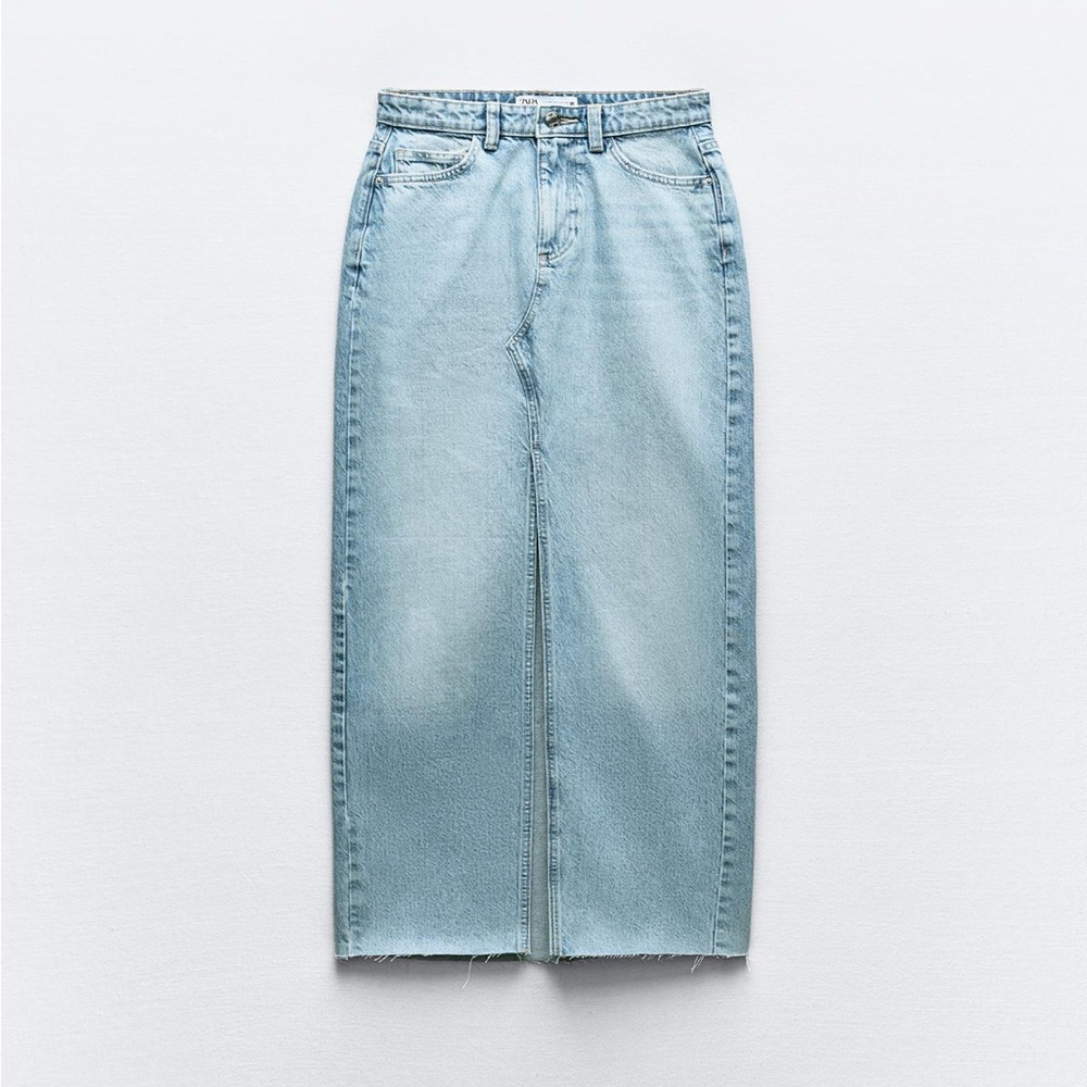 Zara Women's Light Blue Denim Skirt